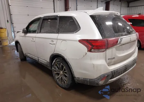 2017 Mitsubishi Outlander Es z USA, uszkodzony, nr VIN JA4AZ2A39HZ022529